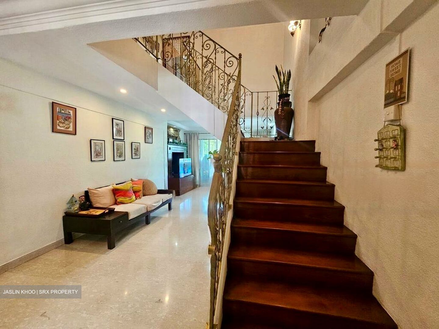 Blk 408 Hong Kah Court (Jurong West), HDB Executive #450202781